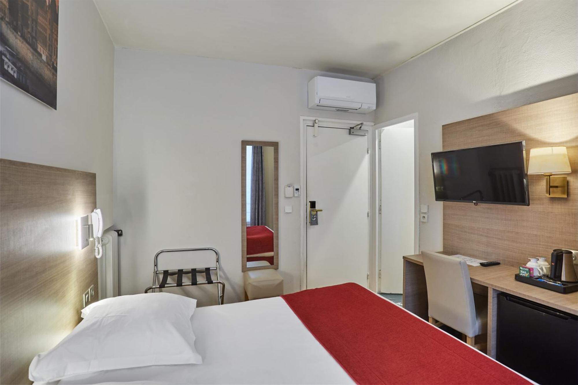 Hotel Lux Picpus Paris Dış mekan fotoğraf